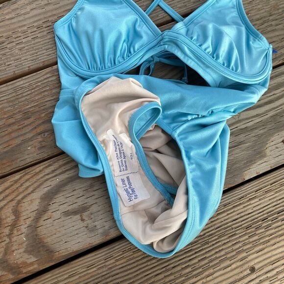 Maternity Swimsuit S Pregnancy Bathing Suit Summer Casual Beach Momcore Babymoon - Picture 4 of 7